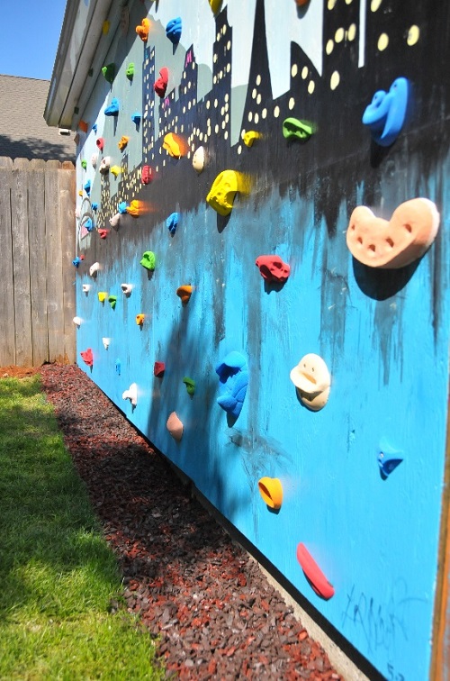 Climbing wall